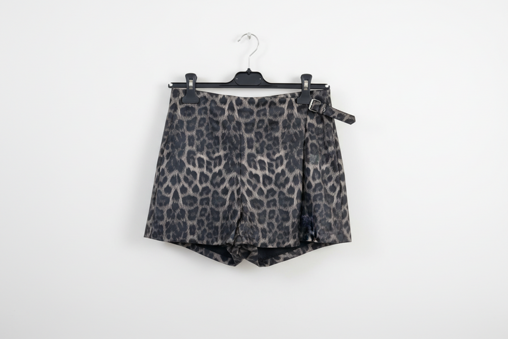 Leopard short-skirt