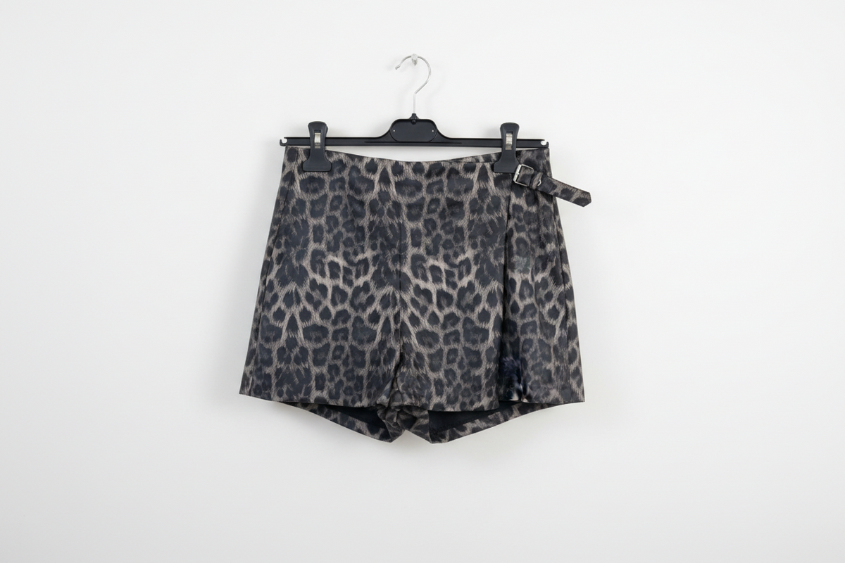 Leopard short-skirt